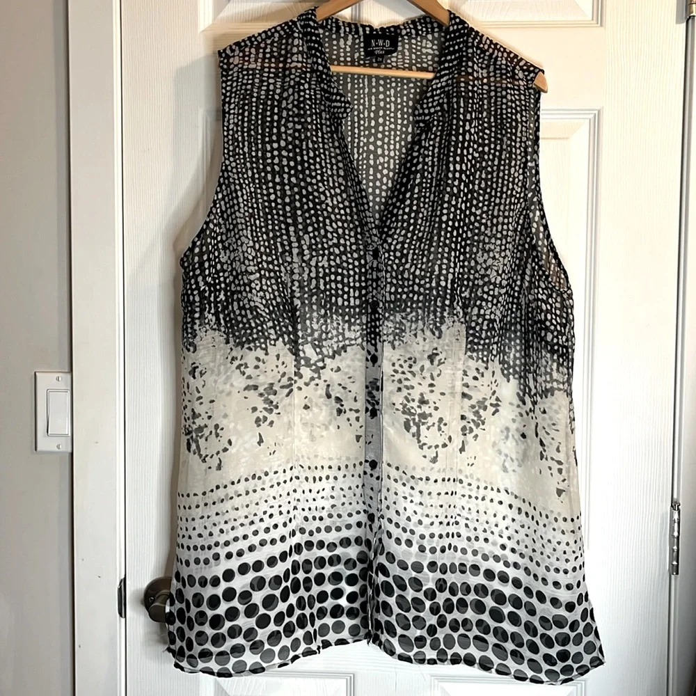 NEW WOMEN DESIGN sheer sleeveless top women’s plus 2X black polka dots off